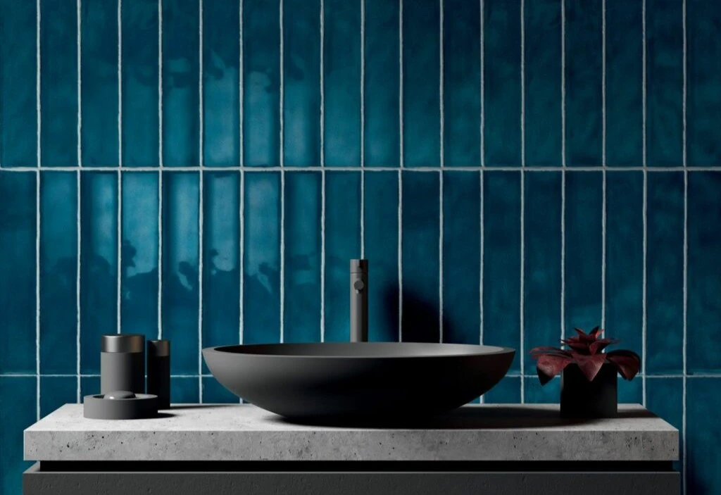 Dark blue tile from Vernici by Sartoria with a black sink